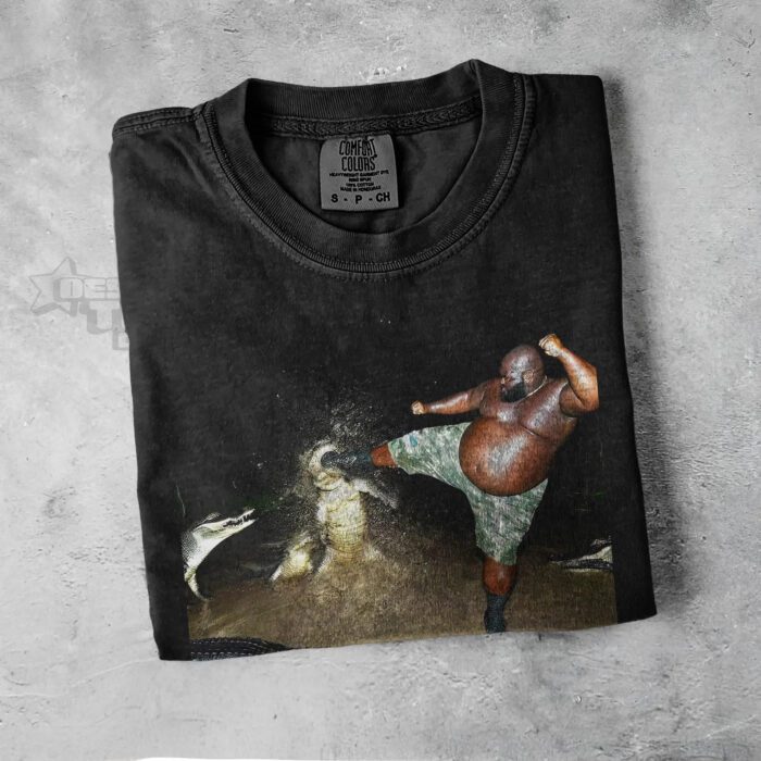 Man trapt Krokodil Shirt